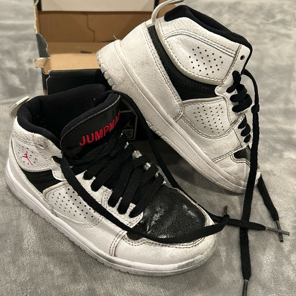 Jordan Access boys sneakers
